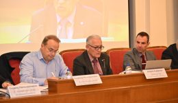 kede-i-kardia-tis-aftodiikisis