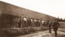 kesariani-stin-katochi-tou-ipourgiou-2