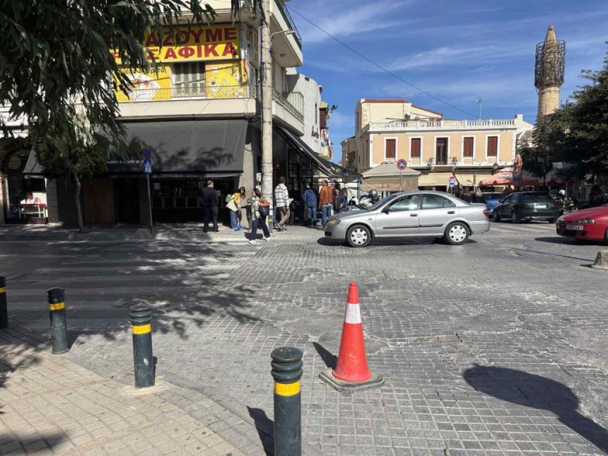 Κυκλοφοριακές ρυθμίσεις στην πλατεία Τεσσάρων Μαρτύρων από αύριο έως και τη Δευτέρα λόγω έργων