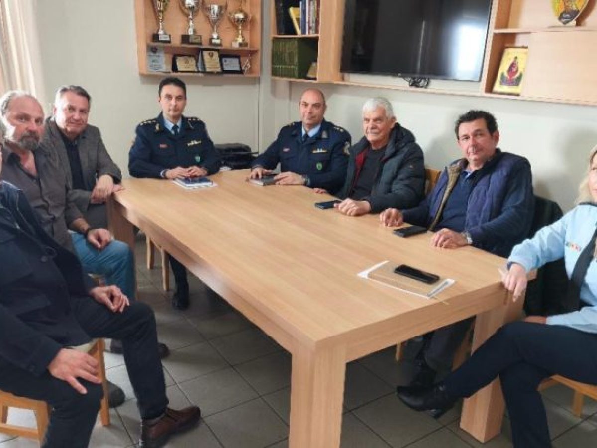 Κοινές δράσεις κατά της ενδοοικογενειακής βίας δρομολογούν Εμπορικός Σύλλογος και Αστυνομική Διεύθυνση Τρικάλων