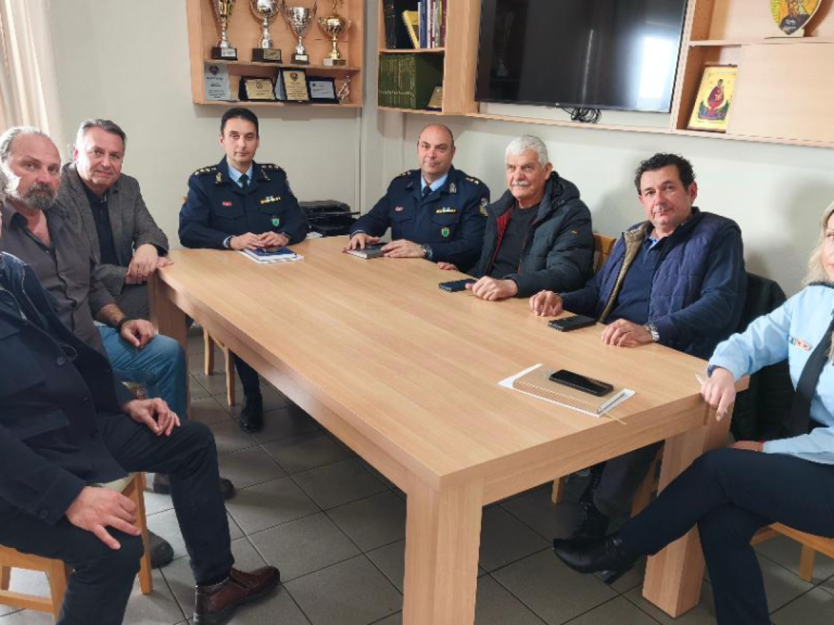 Κοινές δράσεις κατά της ενδοοικογενειακής βίας δρομολογούν Εμπορικός Σύλλογος και Αστυνομική Διεύθυνση Τρικάλων