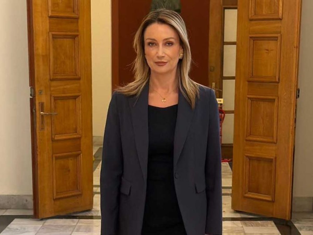 Κοινοβουλευτικές παρεμβάσεις της Κατερίνας Καζάνη για κρίσιμα ζητήματα της Εύβοιας