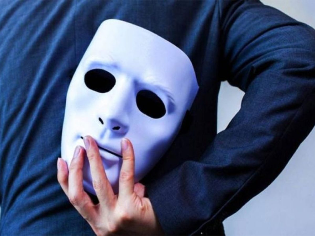 Κύριε Ξυπολυτά οι Μάσκες Έπεσαν!