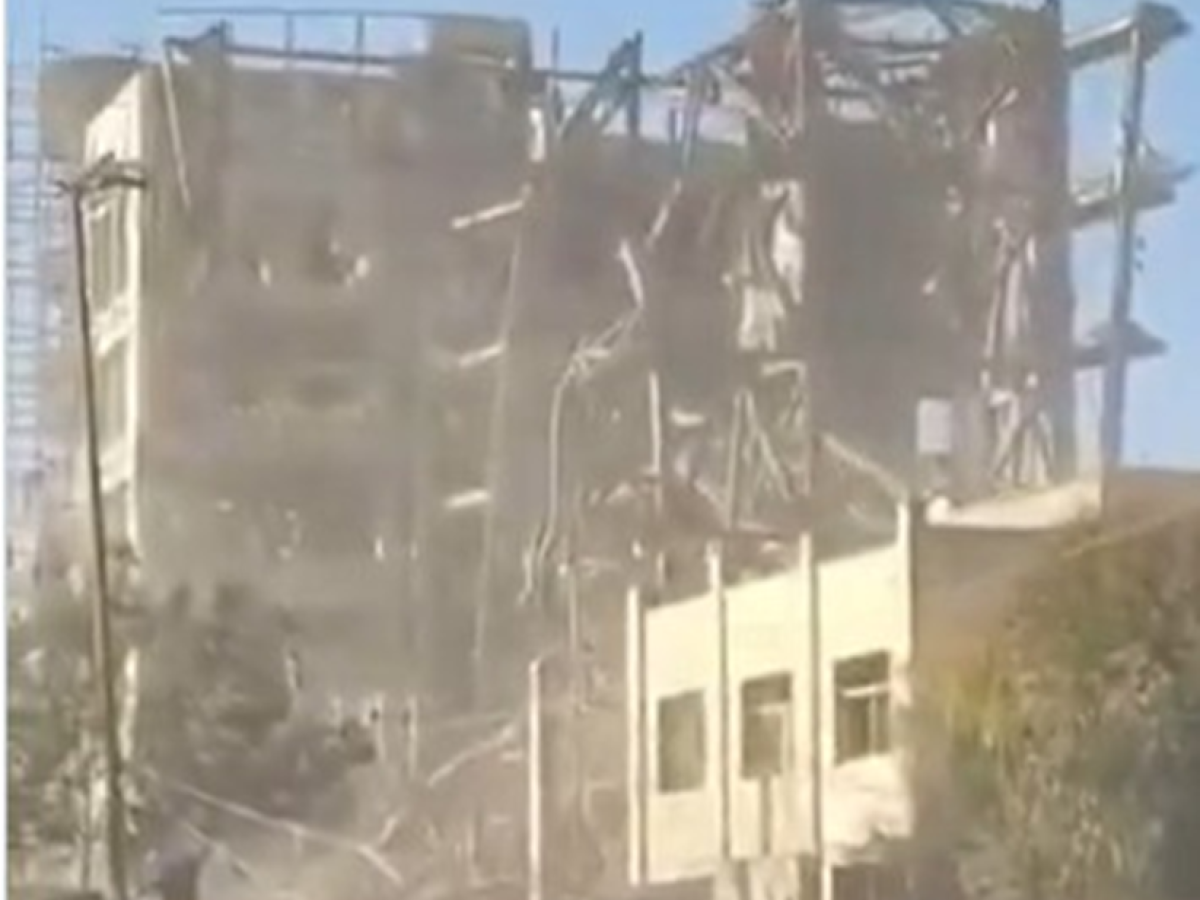 Κλιμάκωση στο Ιράν: Στο στόχαστρο το «Συμβούλιο των Σοφών» και Υποδομές Κλειδιά