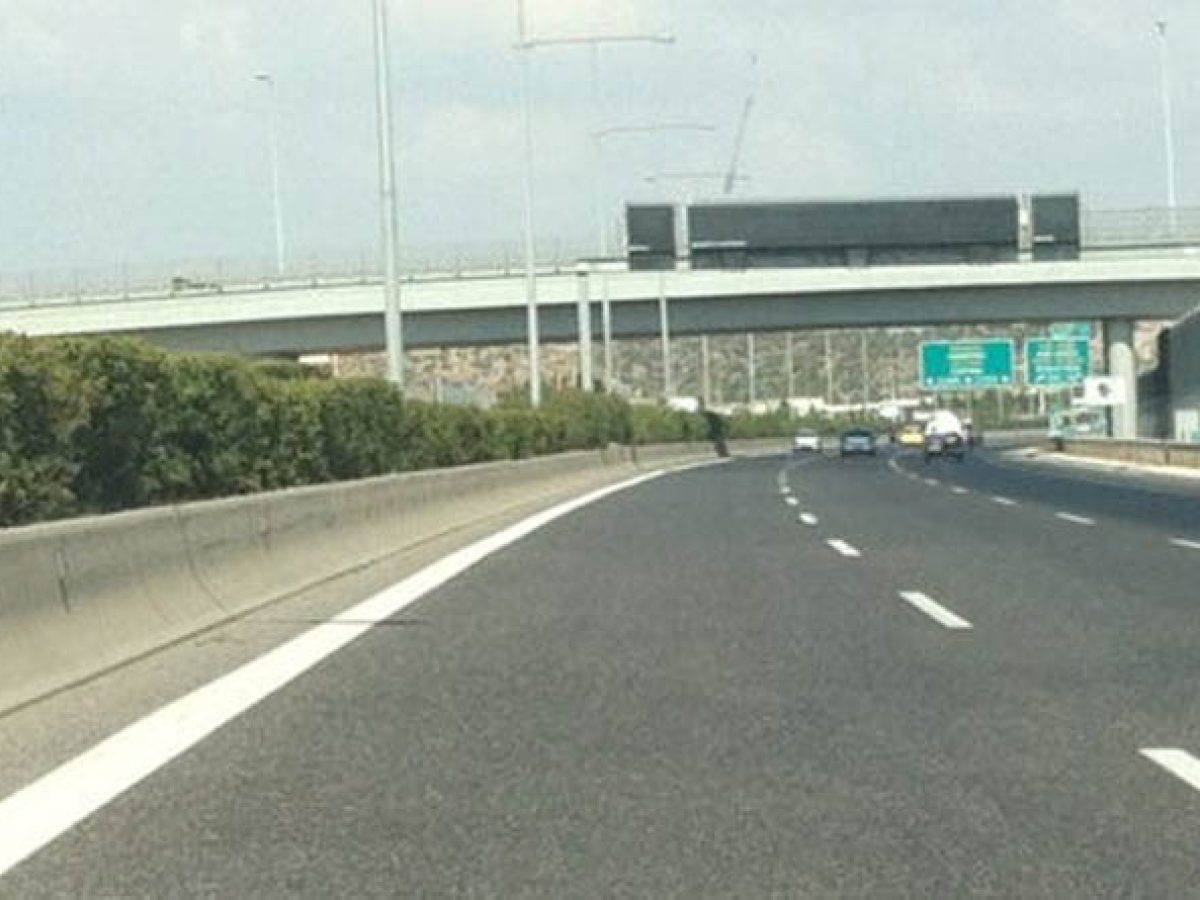 Κλείνει η είσοδος από Ραφήνα της Περιφερειακής Υμηττού