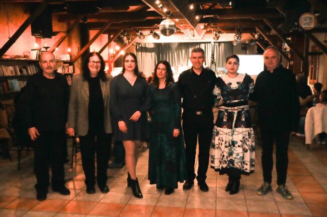 komotini-Me-epitichia-stefthike-to-1