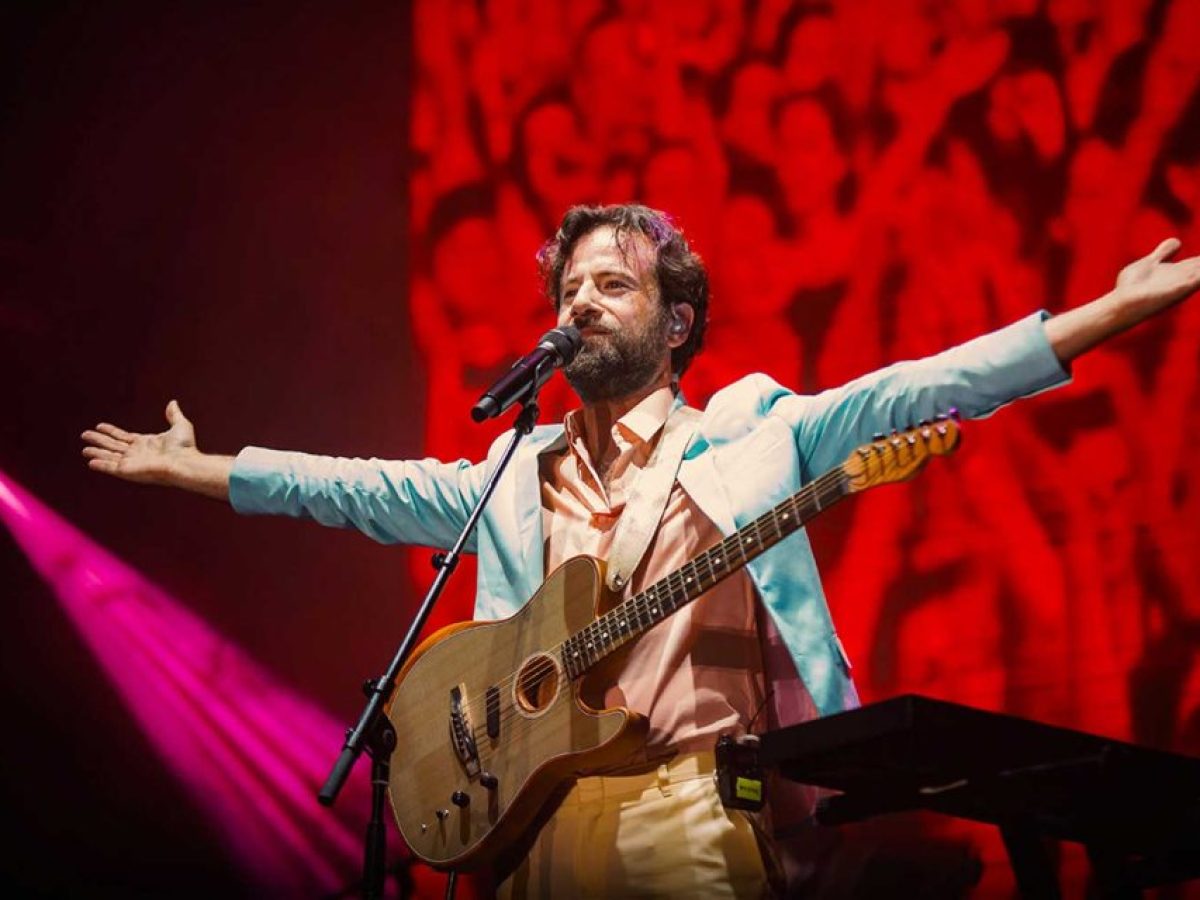 Κωστής Μαραβέγιας στα Τρίκαλα: Live στην Ανδρομέδα τη Δευτέρα