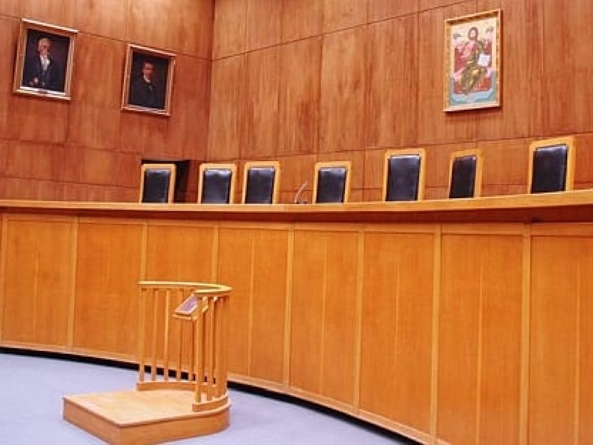 ΚΡΗΤΗ: Η Ιερά Επαρχιακή Σύνοδος για εικόνες και ιερά σύμβολα σε δημόσιους χώρους