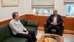 kriti-sinantisi-periferiarchi-me-ton
