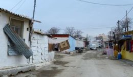 lamia-Άrpaxan-kinita-paresiran-gineka
