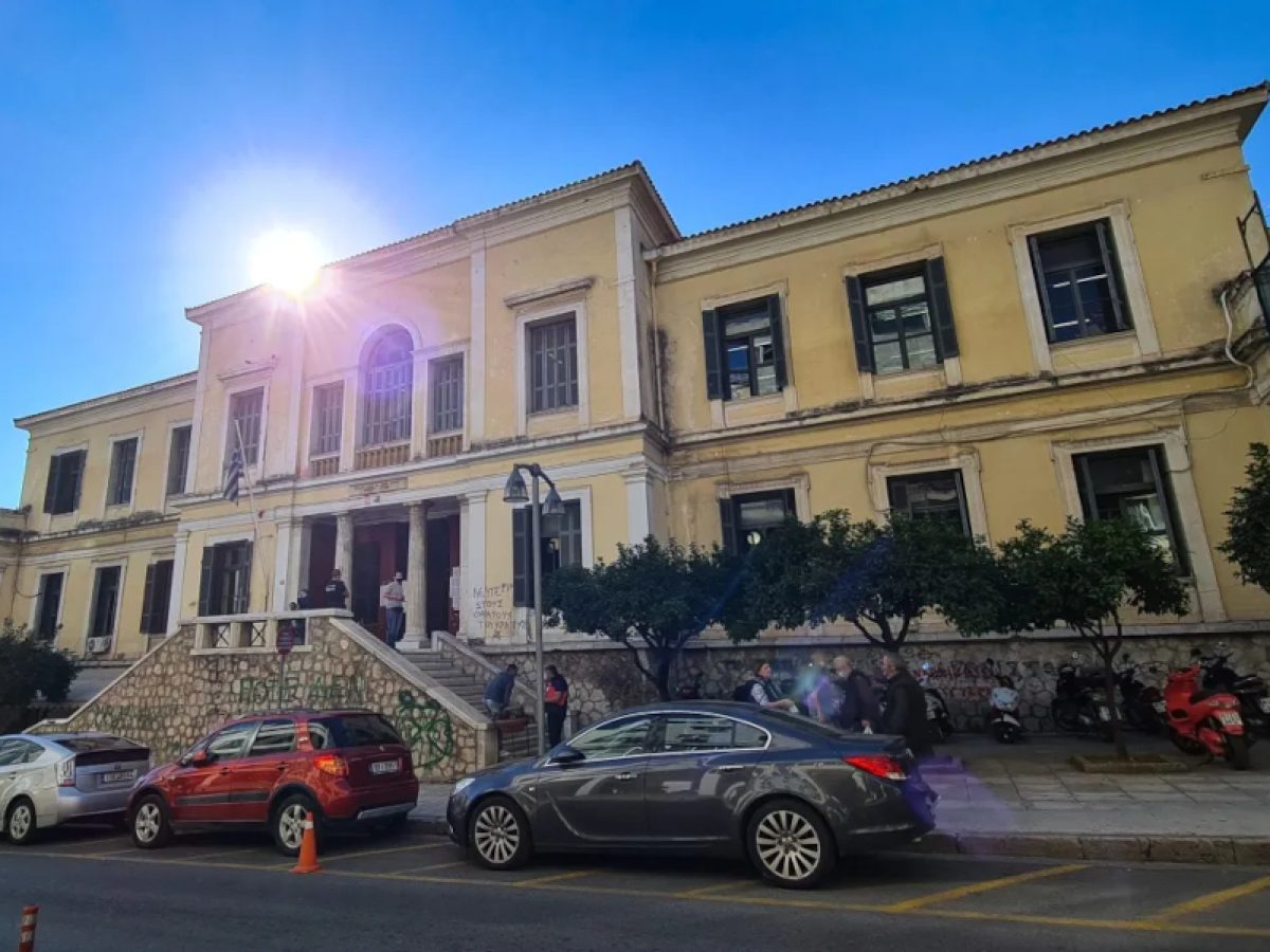 Λαμία: Ένοχη η μητέρα του 10χρονου που πάσχει από αυτισμό – Δεν το έστελνε στο ειδικό σχολείο