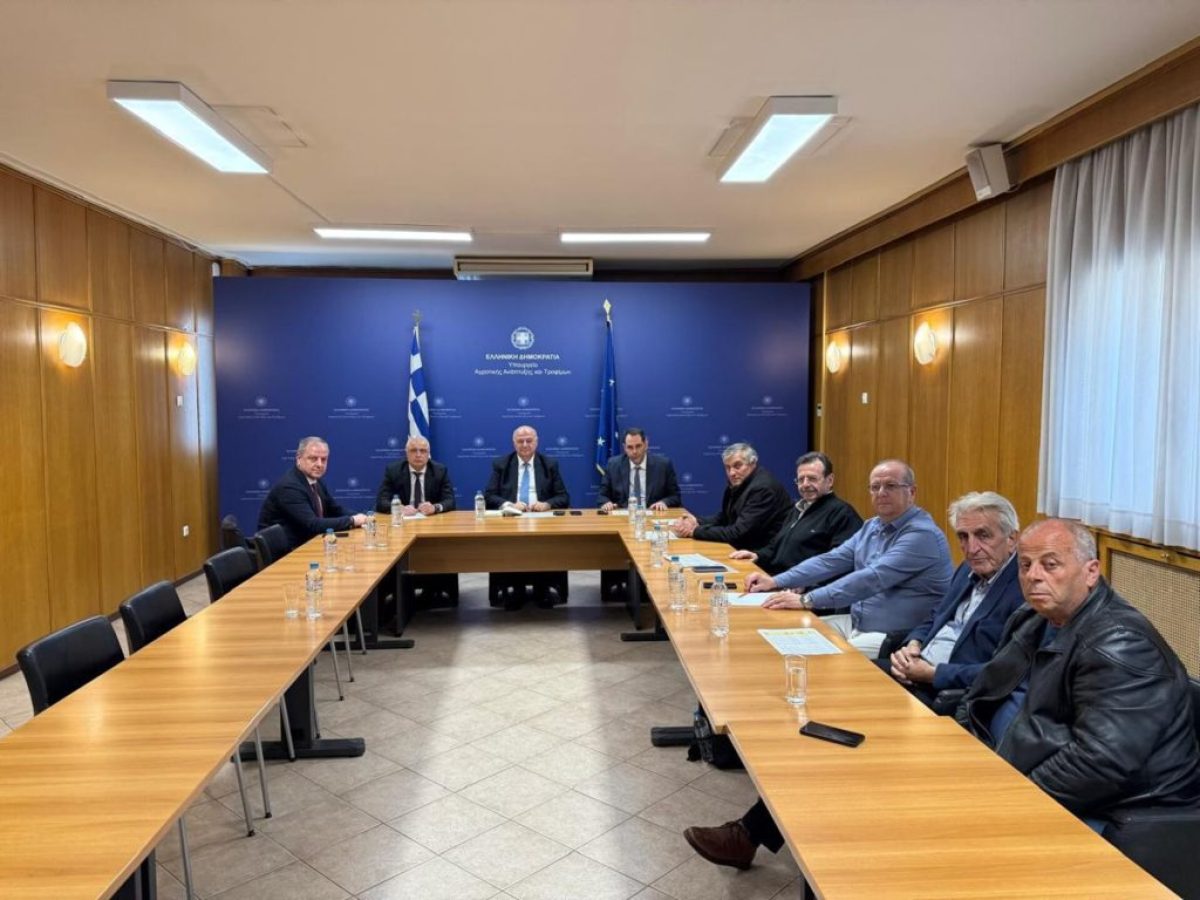 Λαζ. Τσαβδρίδης:Συνάντηση με τον Υπ. Αγρ. Ανάπτυξης και τον Υφ.ό Οικονομικών για τη στήριξη των αγροτικών συνεταιρισμών και των πληγέντων παραγωγών από τον παγετό του Μαρτίου 2025