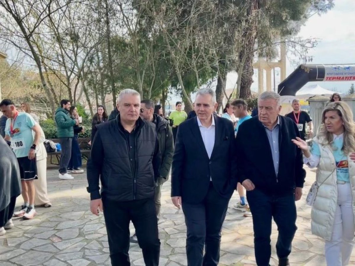 Μ. Χαρακόπουλος στον Κραυξίδειο Αγώνα Δρόμου: Μαραθώνιος θεσμός για ευγενή σκοπό στον Κραννώνα (φωτό)
