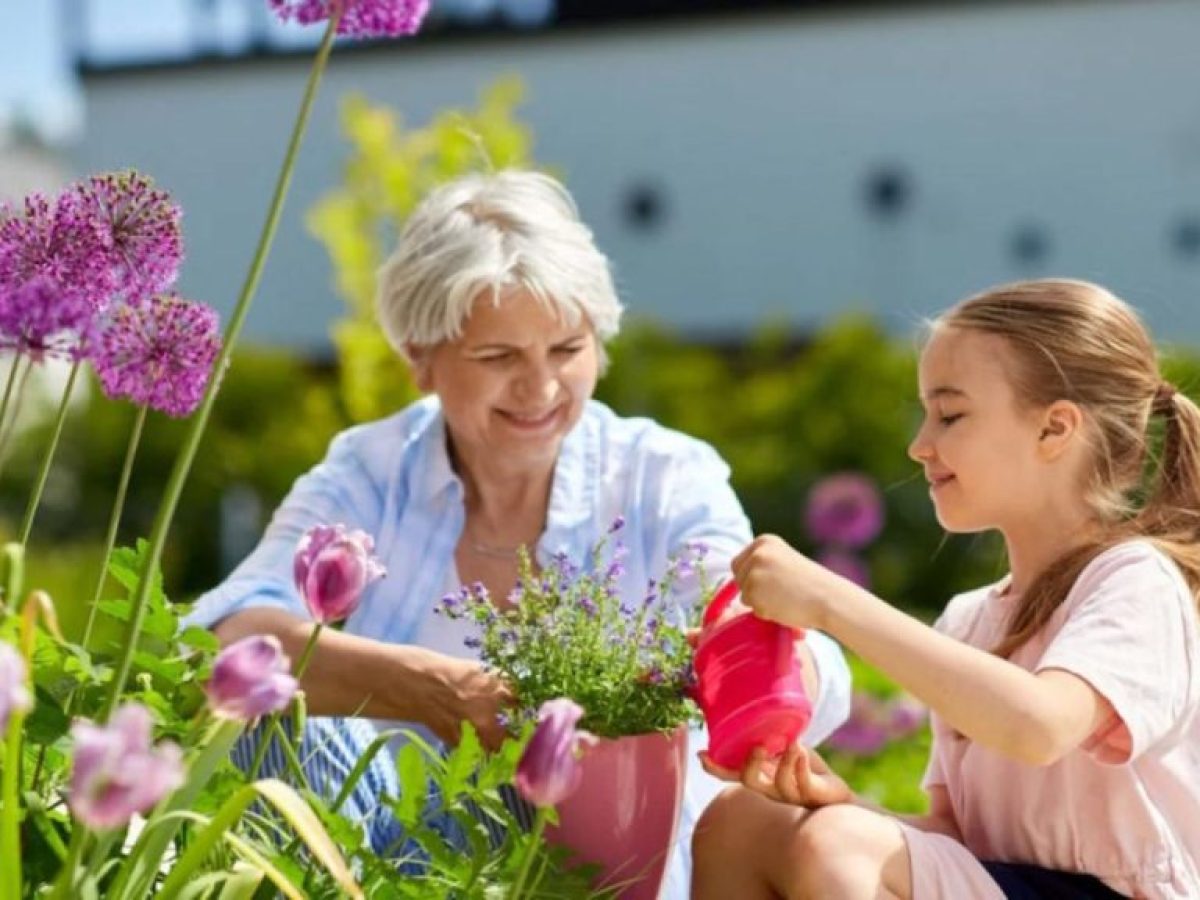 Μακροζωία: Γονίδια ή τρόπος ζωής; Τι λένε οι νέες έρευνες