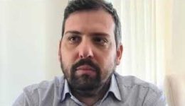 manolis-bardanis-sta-idia-epipeda