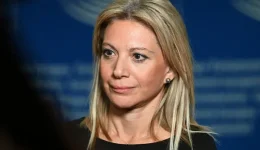 maria-karistianou-avrio-xekina-i
