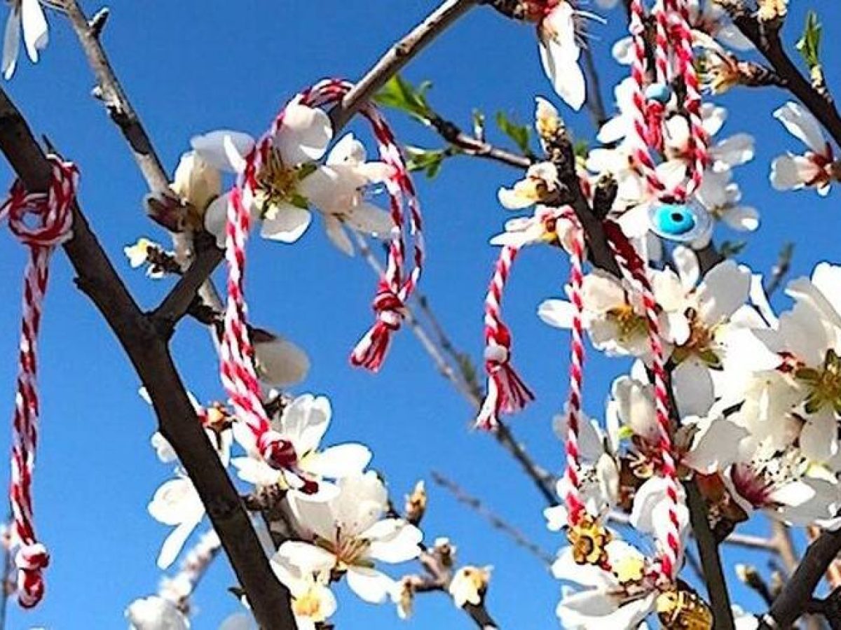 Μαρτάκια, τα μικρά σύμβολα της ελπίδας και της άνοιξης