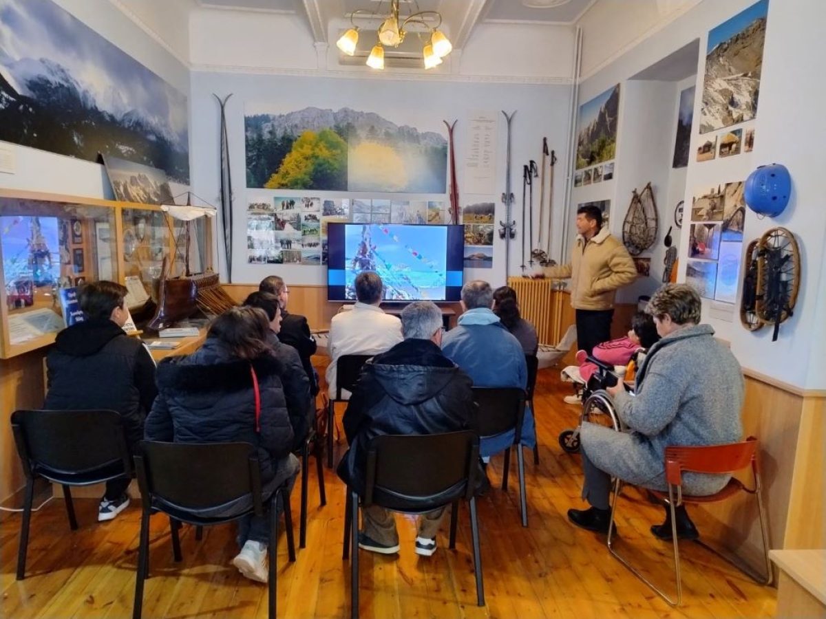 Μαθητές από Καρδίτσα στο Αθλητικό Μουσείο Τρικάλων