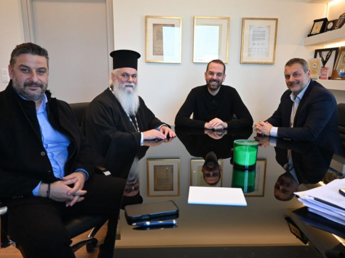 Μαυρομμάτης:  Το λάβαρο της Ελληνίκης Επανάστασης στο Μεσολόγγι.