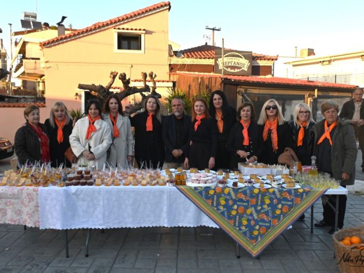 Με μεγάλη συμμετοχή πραγματοποιήθηκε το 1ο Φεστιβάλ Πορτοκαλιού Οινιαδών!