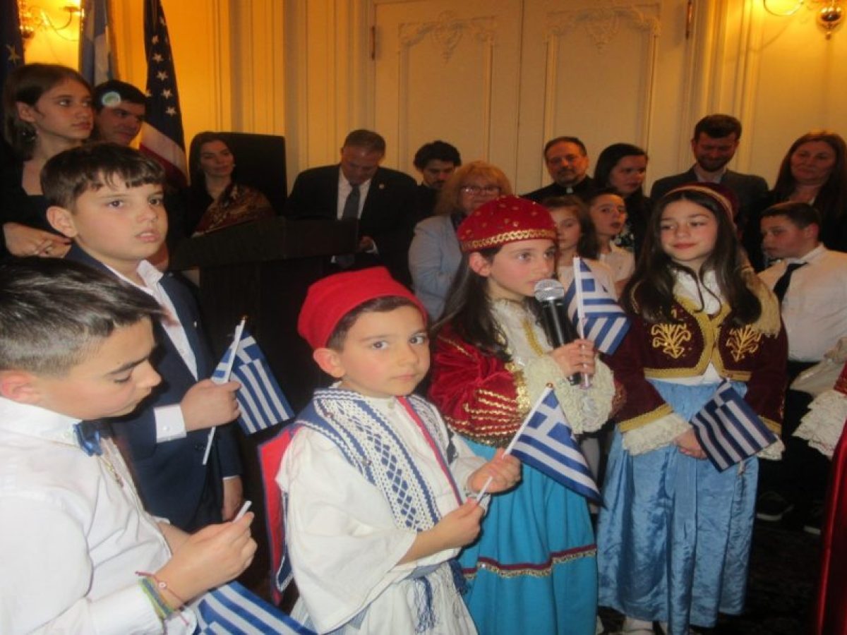 Με το μοιρολόγι και τον ηρωισμό του Μεσολογγίου η γιορτή της εθνικής επετείου στη Βοστώνη