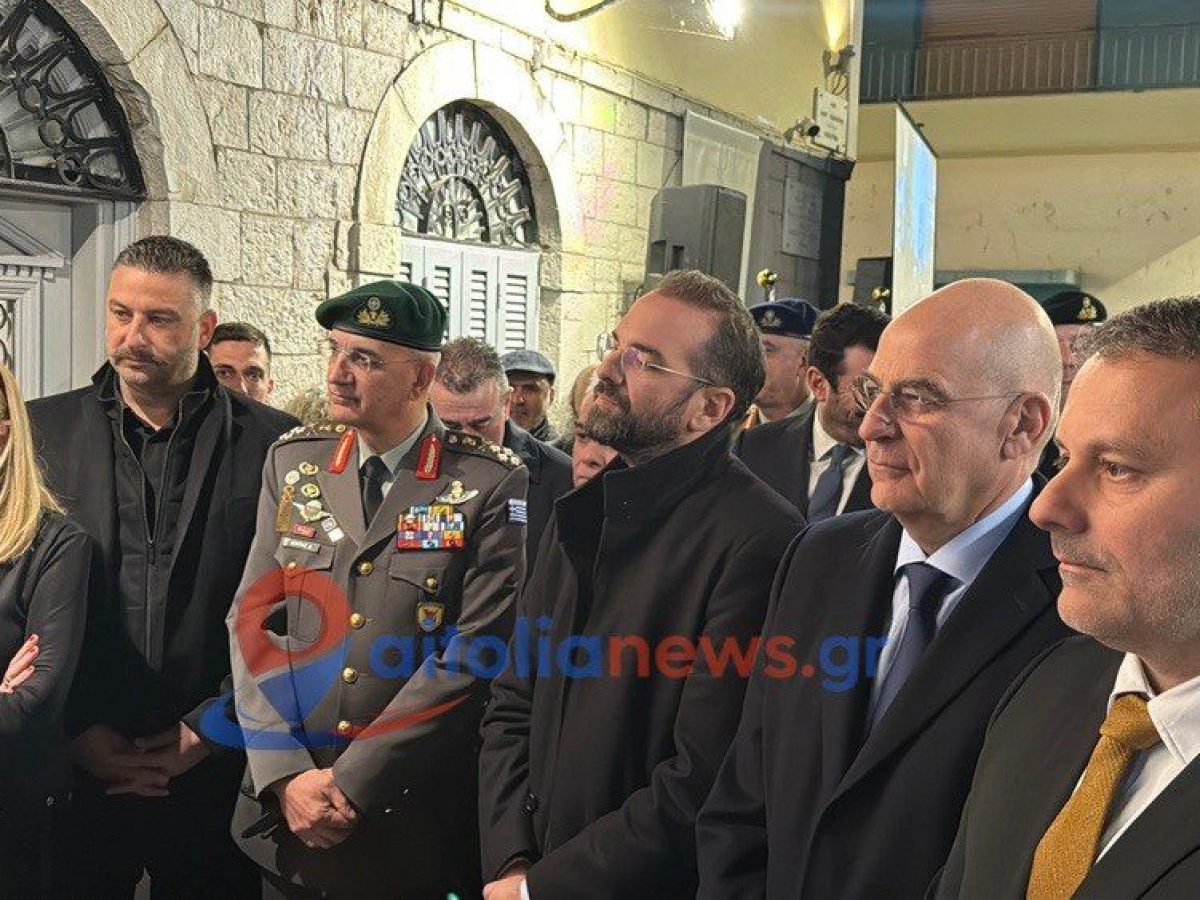 Μεγάλη προσέλευση και έντονη συγκίνηση στα εγκαίνια της έκθεσης «Οι Ελεύθεροι Πολιορκημένοι» στο Μεσολόγγι. Βίντεο όλες οι ομιλίες