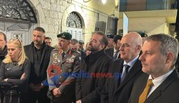 megali-proselefsi-ke-entoni-sigkinisi