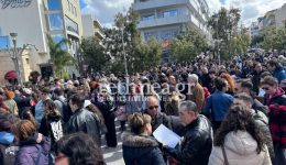 megali-simmetochi-sto-sillalitirio-gia