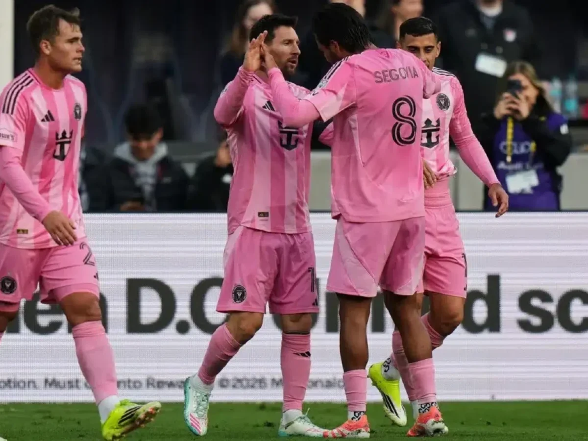 Μέσι: Μια ανάσα από τα 900 γκολ