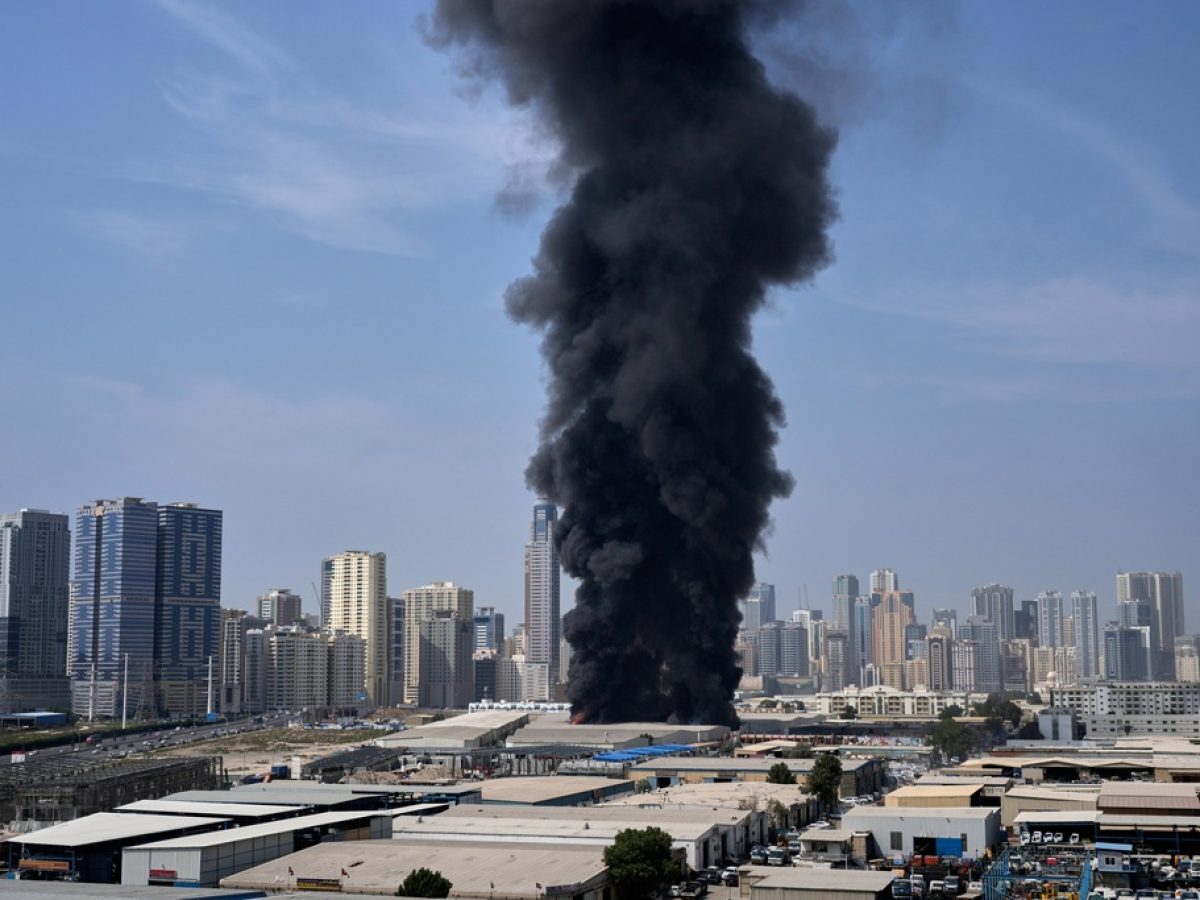 Μέση Ανατολή: Αγωνία για τους Έλληνες σε Άμπου Ντάμπι και Περσικό – Μαρτυρία φοιτητή και προέδρου ναυτικών στο ΕΡΤnews Radio 105,8