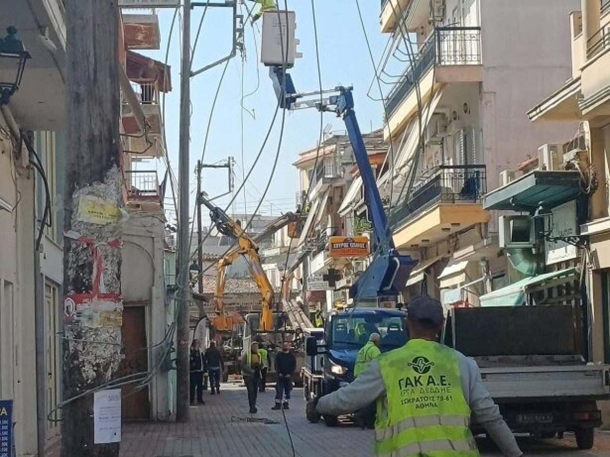 Μεσολόγγι: Υπογειοποίηση δικτύου ηλεκτροφωτισμού στην οδό Θυσίας