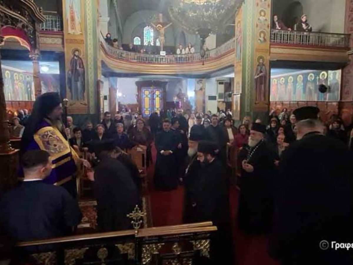 Μεσολόγγι: Ο τρίτος Κατανυκτικός Εσπερινός στον Ι.Ν. Αγίου Παντελεήμονος