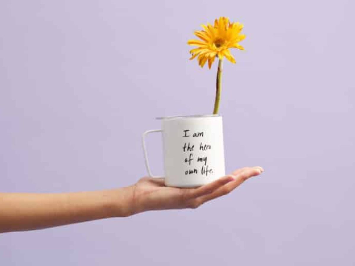 Μικρές πράξεις αυτοφροντίδας που μπορούν να αλλάξουν τη διάθεσή μας