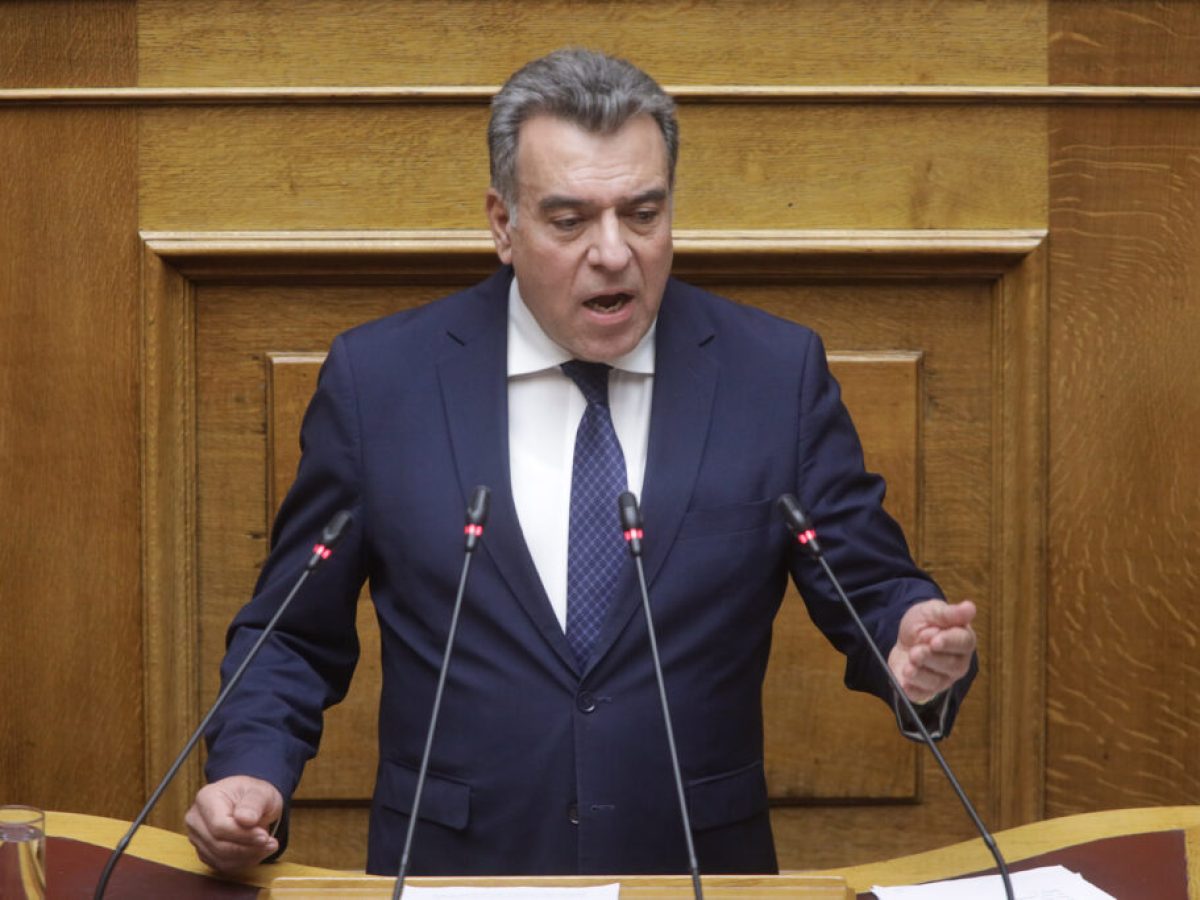 ΜΑΝΟΣ ΚΟΝΣΟΛΑΣ: «Nα ενταχθεί το Κέντρο Υγείας Πάτμου στο πρόγραμμα οικονομικής ενίσχυσης για τους γιατρούς που υπηρετούν σε απομακρυσμένα νησιά»