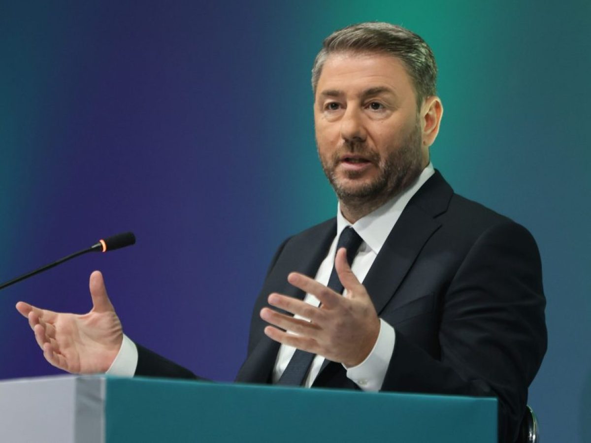 &Nu;. &Alpha;&nu;&delta;&rho;&omicron;&upsilon;&lambda;ά&kappa;&eta;&sigmaf;: &laquo;&Tau;&alpha; &Kappa;&omicron;&iota;&nu;&omicron;&tau;&iota;&kappa;ά &Sigma;&upsilon;&mu;&beta;&omicron;ύ&lambda;&iota;&alpha; &omicron; &pi;&iota;&omicron; &kappa;&omicron;&nu;&tau;&iota;&nu;ό&sigmaf; &theta;&epsilon;&sigma;&mu;ό&sigmaf; &sigma;&tau;&omicron;&nu; &pi;&omicron;&lambda;ί&tau;&eta;&raquo; &mdash; &Sigma;&upsilon;&nu;ά&nu;&tau;&eta;&sigma;&eta; &mu;&epsilon; &tau;&eta;&nu; Έ&nu;&omega;&sigma;&eta; &Pi;&rho;&omicron;έ&delta;&rho;&omega;&nu; &Kappa;&omicron;&iota;&nu;&omicron;&tau;ή&tau;&omega;&nu; &Pi;&Epsilon; &Gamma;&rho;&epsilon;&beta;&epsilon;&nu;ώ&nu;