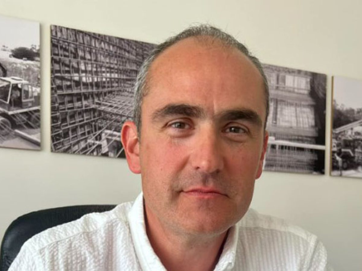 «Να κάνουν σεμινάρια δημοκρατίας» – Νέα σφοδρή επίθεση Παπουτσή στη διοίκηση Μαραθώνα