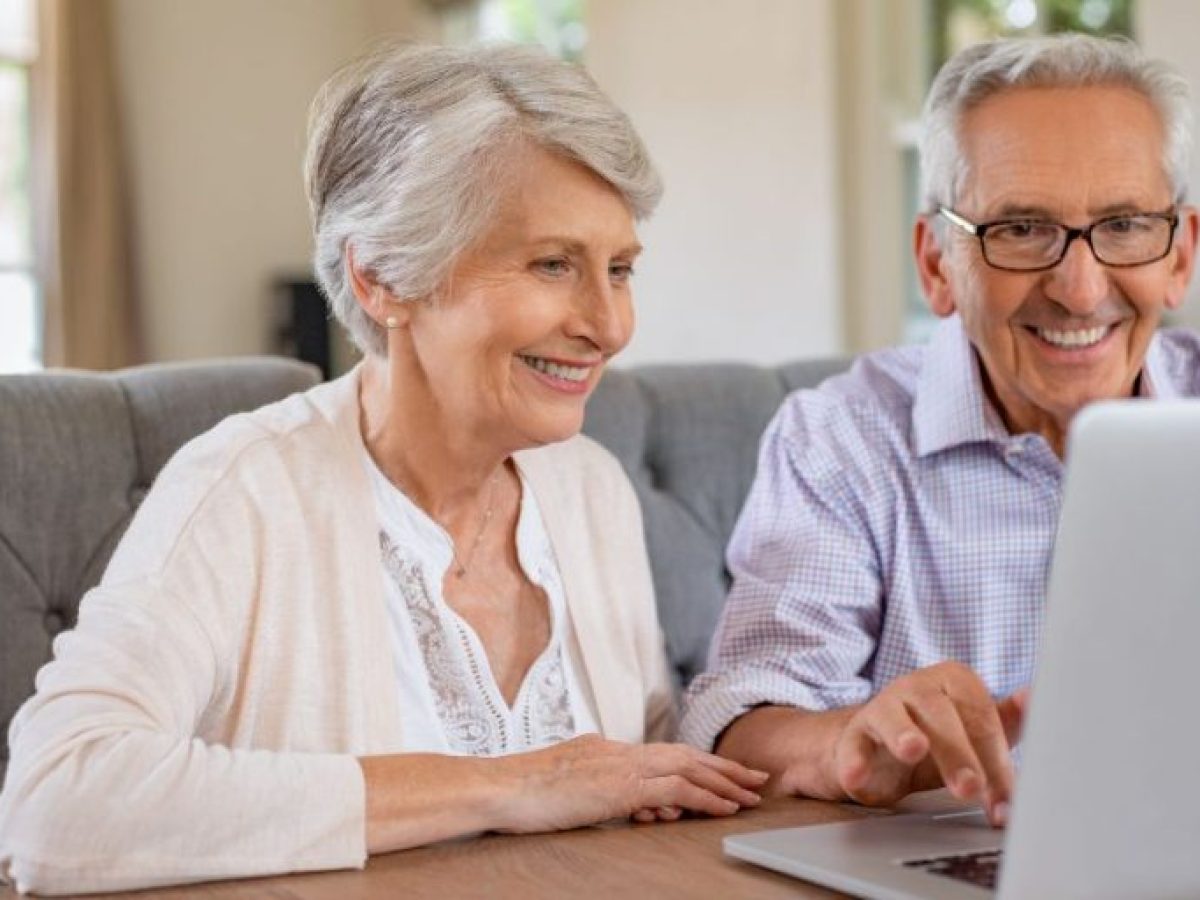 Ναύπλιο: Δωρεάν μαθήματα ψηφιακών δεξιοτήτων για πολίτες άνω των 65 ετών