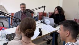 nei-energi-polites-&ndash;-dialogos