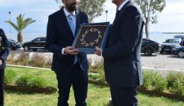 nektarios-farmakis-fetos-pano-sto