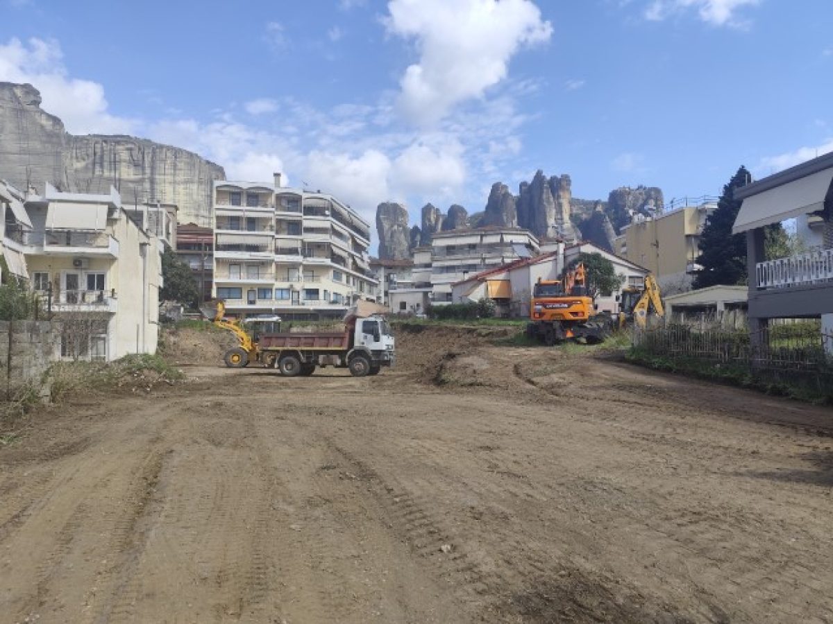 Νέο δημοτικό πάρκινγκ 100 θέσεων στο κέντρο της Καλαμπάκας