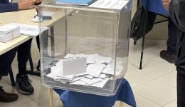 neos-proedros-ston-sillogo-xenodochon