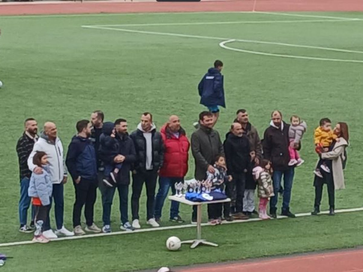 &Nu;ί&kappa;&eta; &mu;&epsilon;&hellip; ά&gamma;&chi;&omicron;&sigmaf; &gamma;&iota;&alpha; &tau;&omicron;&nu; &Epsilon;&theta;&nu;&iota;&kappa;ό &kappa;&alpha;&iota; &alpha;&nu;&alpha;&mu;&nu;ή&sigma;&epsilon;&iota;&sigmaf; &alpha;&pi;ό &tau;&omicron; &pi;&alpha;&rho;&epsilon;&lambda;&theta;ό&nu; (&delta;&epsilon;ί&tau;&epsilon; &tau;&alpha; &gamma;&kappa;&omicron;&lambda;)