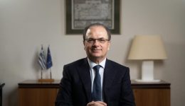 nomimi-i-paratasi-tis-thitias-1