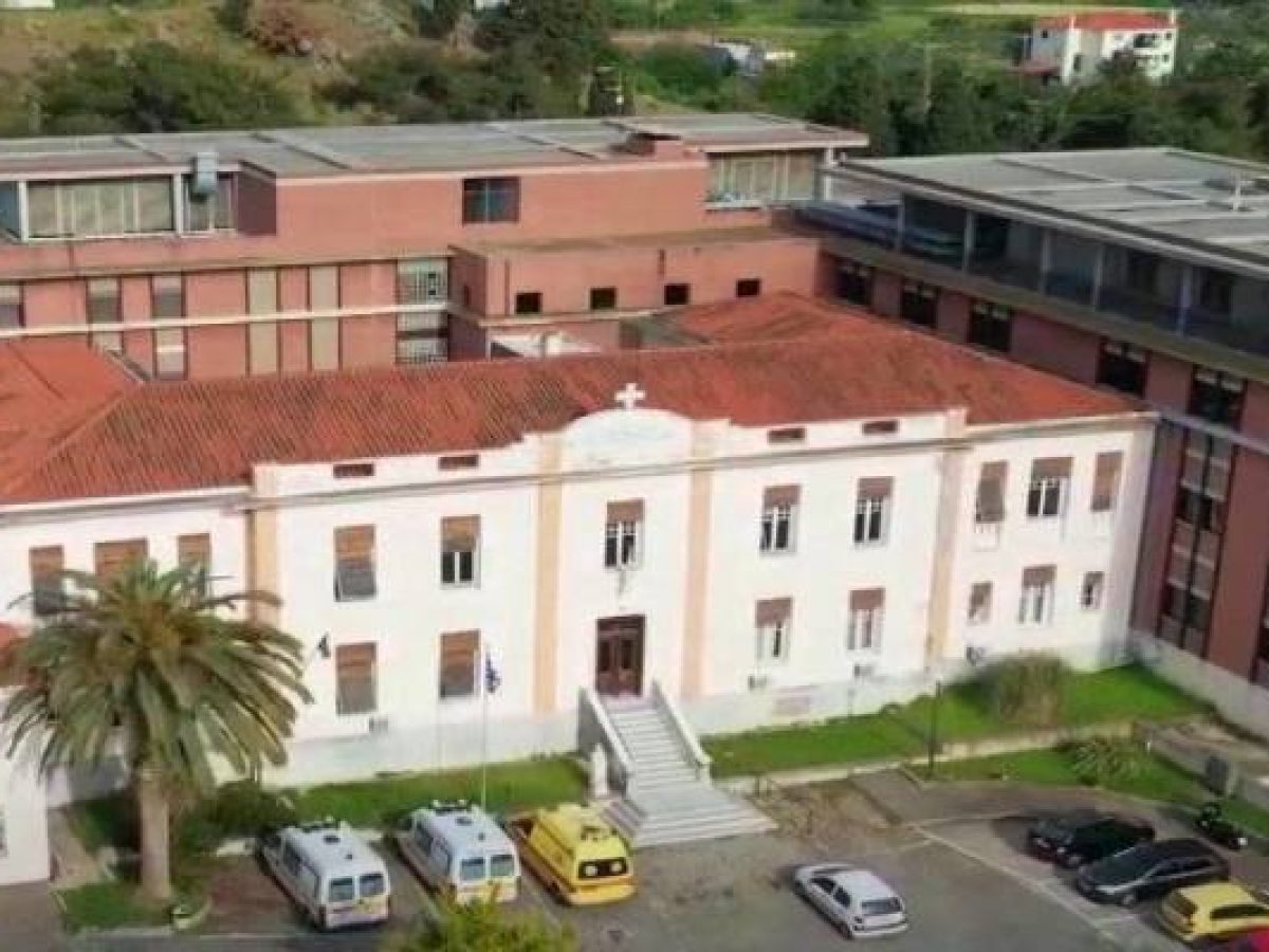 Νοσοκομείο Λήμνου: Ιδιωτικά ασθενοφόρα για τις μεταφορές ασθενών | Τι αλλάζει