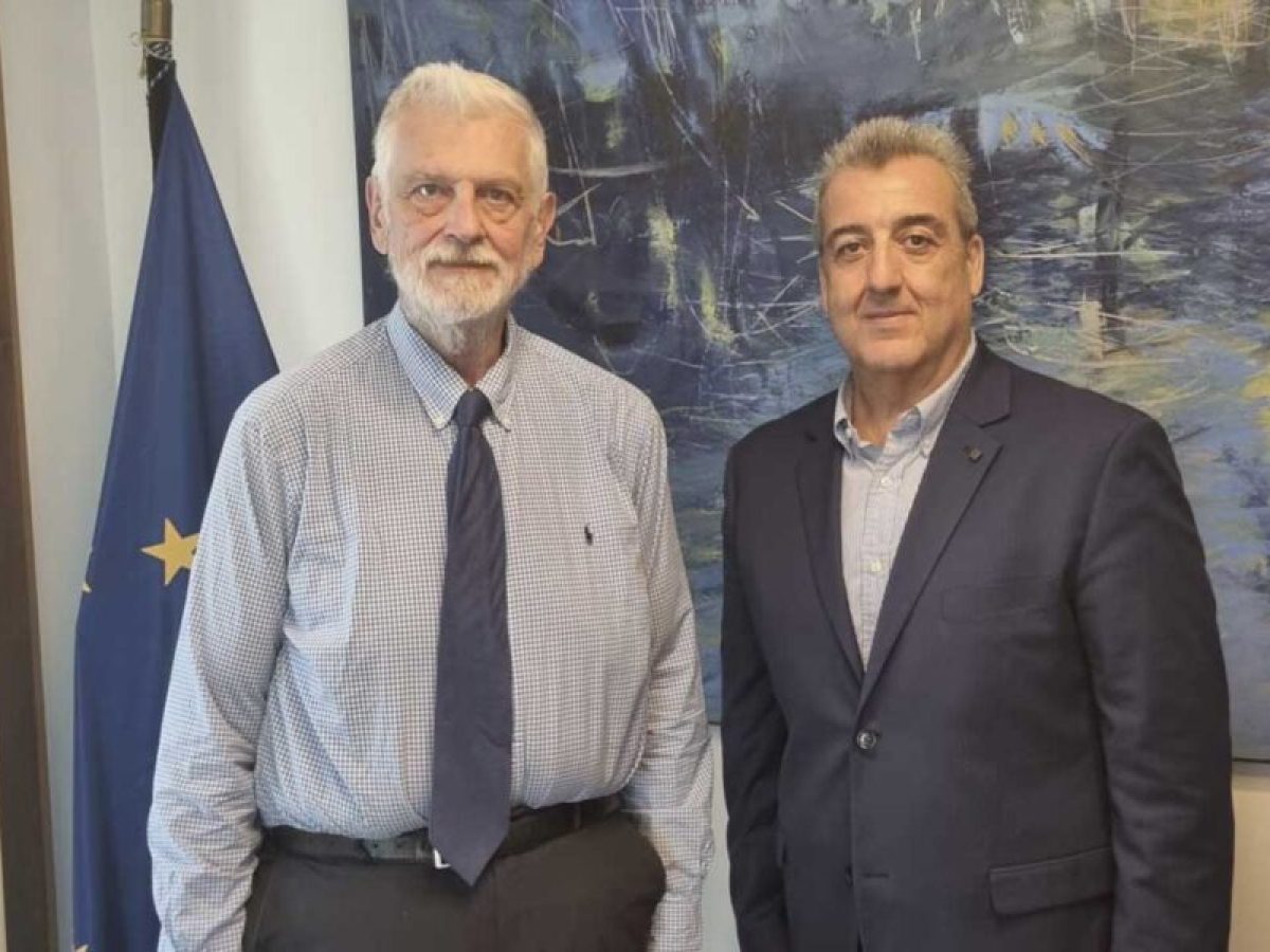 &Omicron; &Alpha;&pi;ό&delta;&eta;&mu;&omicron;&sigmaf; &Epsilon;&lambda;&lambda;&eta;&nu;&iota;&sigma;&mu;ό&sigmaf; &zeta;&eta;&tau;ά &lambda;ύ&sigma;&epsilon;&iota;&sigmaf; &ndash; ό&chi;&iota; &mu;ό&nu;&omicron; &upsilon;&pi;&omicron;&sigma;&chi;έ&sigma;&epsilon;&iota;&sigmaf;