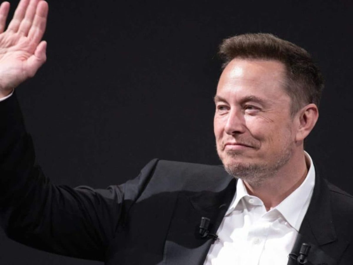 Ο Elon Musk ετοιμάζει τον δικό του «στρατό» -Ποιους προσλαμβάνει