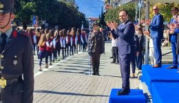 o-dimitris-papastergiou-ekprosopos-tis-1