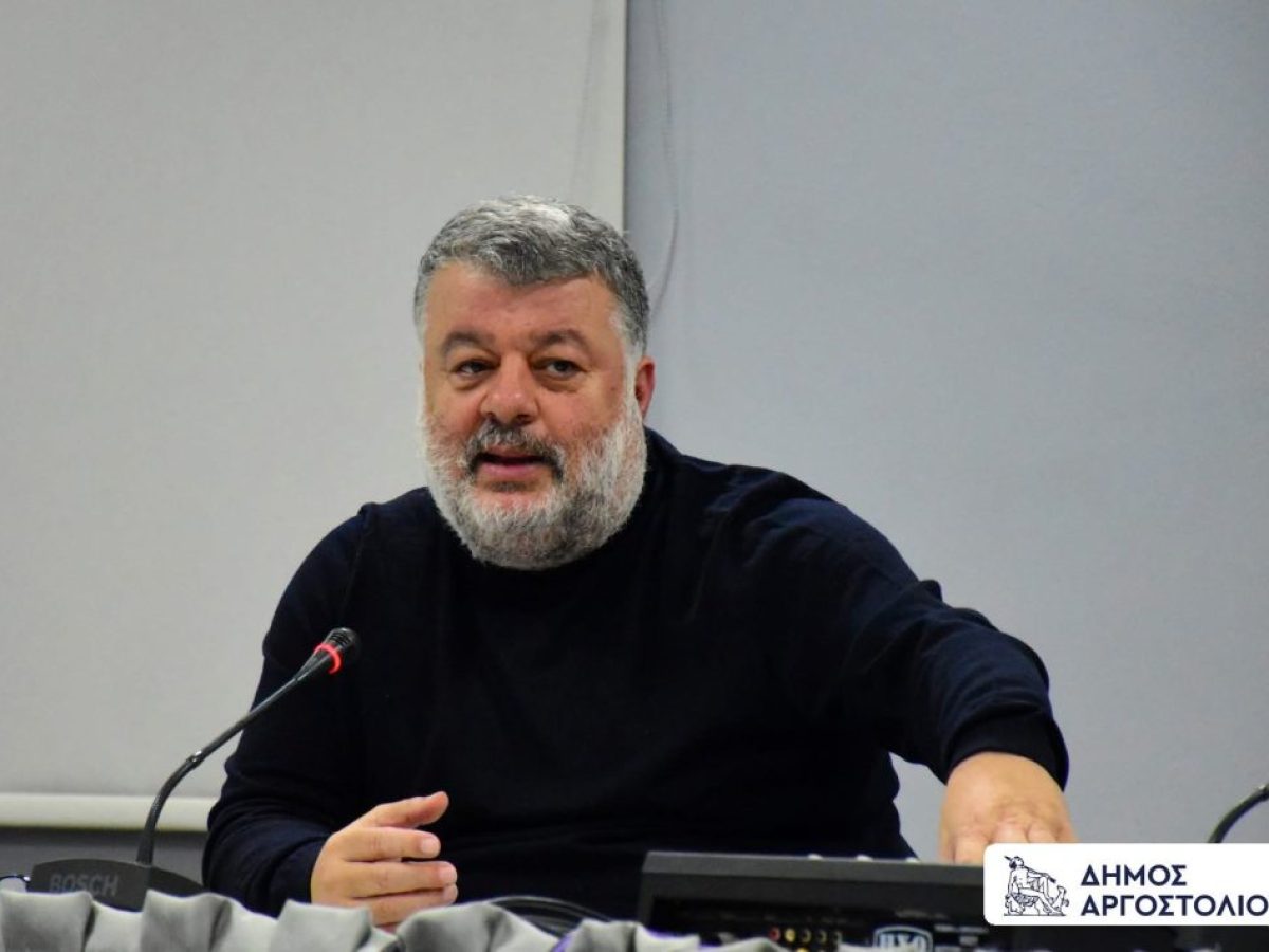 &Omicron; &Delta;ή&mu;&omicron;&sigmaf; &Alpha;&rho;&gamma;&omicron;&sigma;&tau;&omicron;&lambda;ί&omicron;&upsilon; &epsilon;&pi;&iota;&lambda;έ&gamma;&epsilon;&iota; &tau;&eta;&nu; &epsilon;&upsilon;&theta;ύ&nu;&eta; έ&nu;&alpha;&nu;&tau;&iota; &tau;&omicron;&upsilon; &lambda;&alpha;ϊ&kappa;&iota;&sigma;&mu;&omicron;ύ &tau;&omicron;&upsilon; &kappa;. &Gamma;&iota;ά&nu;&nu;&eta; &Lambda;&upsilon;&kappa;&omicron;ύ&delta;&eta;