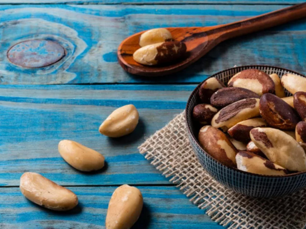 Ο εξωτικός καρπός που «αγαπά» τον θυρεοειδή, θωρακίζει την καρδιά και ενισχύει το νου