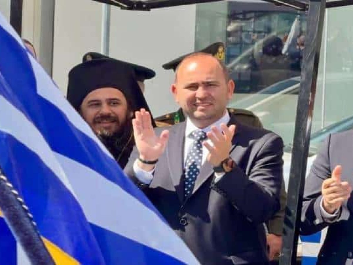 Ο Λάκης Βασιλειάδης στην παρέλαση της Έδεσσας. “Χρόνια Πολλά Ελλάδα”!